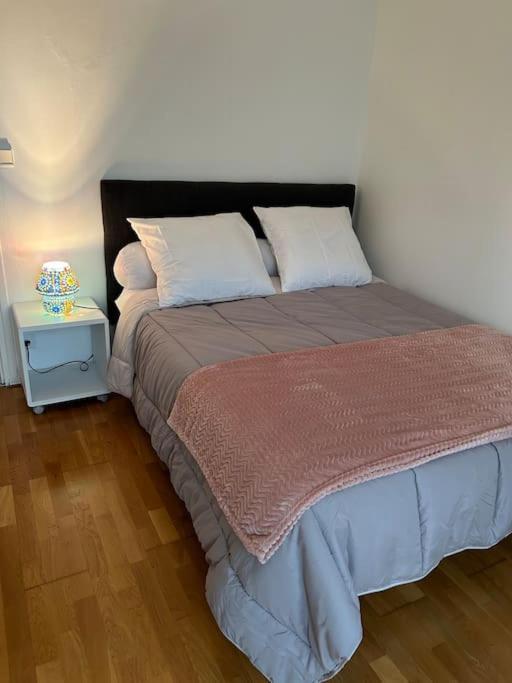 Appartement Cosy Tout Equipe إٍبيناي سور أورْجْ المظهر الخارجي الصورة